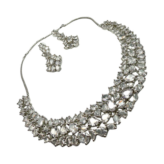 Bollywood ad Necklace & Earrings Set - rhodium | Sparkling prom / wedding / engagement Jewelry