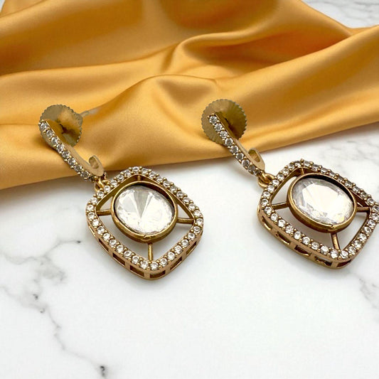 Traditional Kundan Necklace Set with Earrings Gold Plated Elegant Indian Jewelry