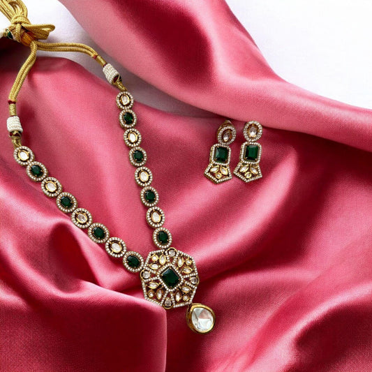 Emerald Green Kundan Necklace Set | Gold Bridal Necklace with Matching Earrings | Indian Wedding Jewelry