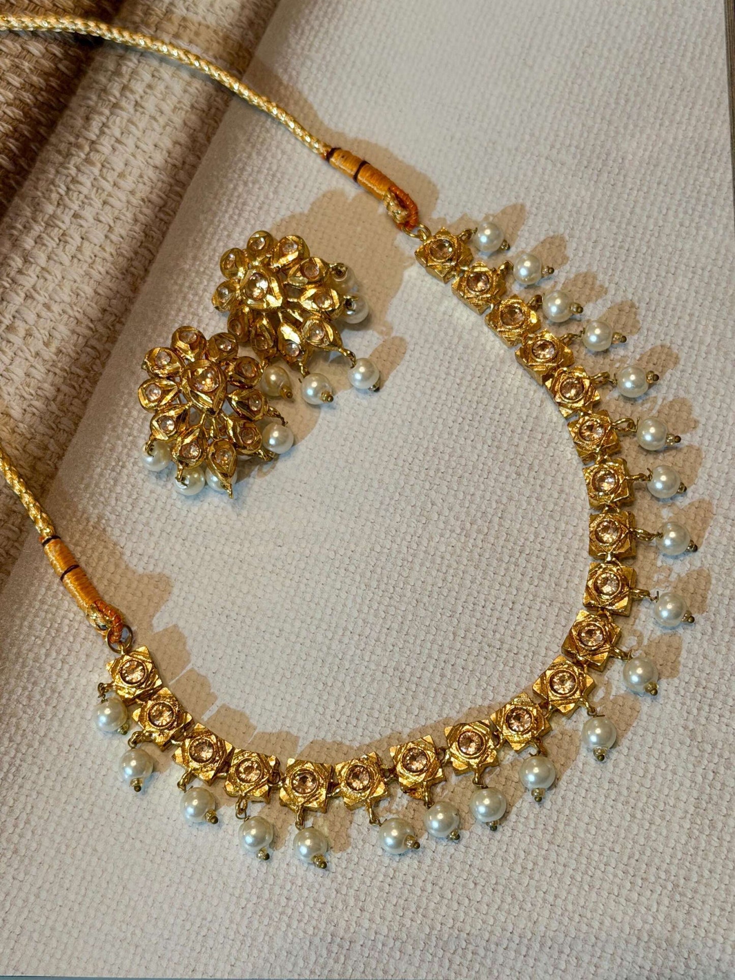Bollywood indian pearl kundan necklace set choice of pearl or ruby color