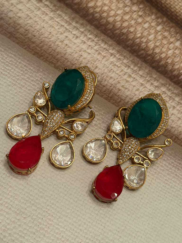 Vintage Gold Tone Floral Statement Drop Earrings, Bridal Party Jewelry