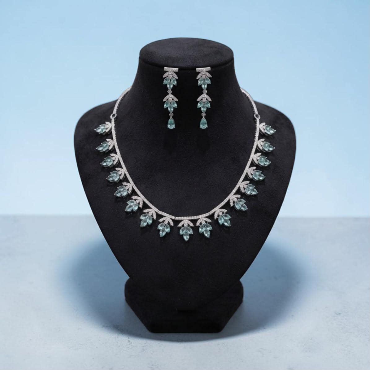 Elegant Leaf Motif Necklace Set with Simulated Emerald Stones