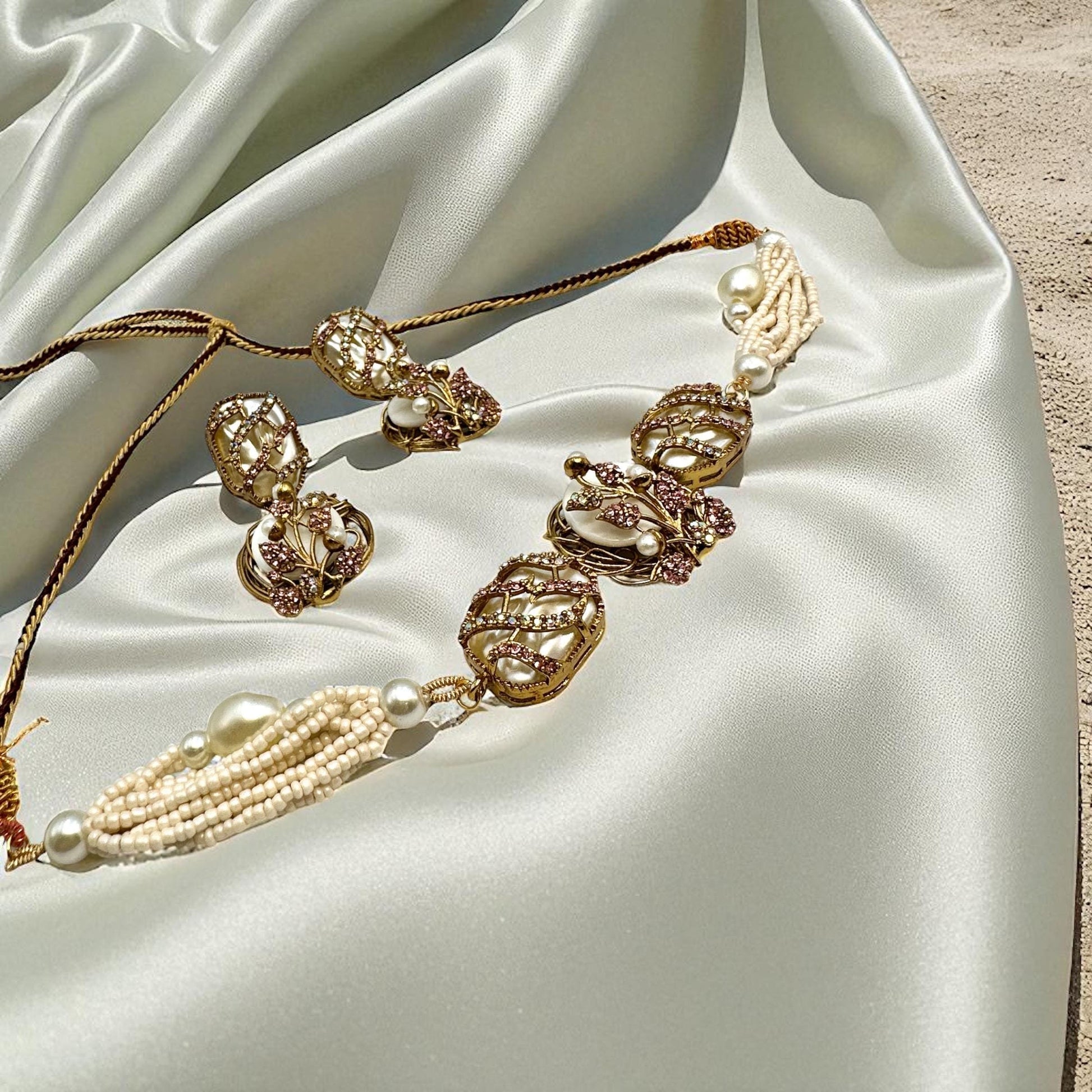 Bollywood ethnic Indian designer choker set antique gold finish mother of pearl
