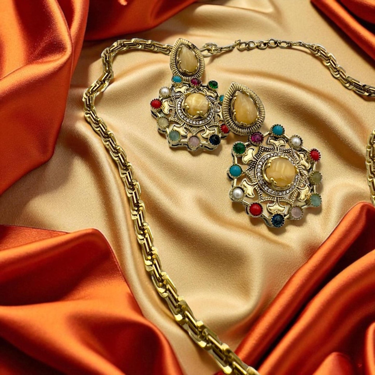 Boho Chic Kundan doublet Necklace Set with semi precious Gemstones - Unique Indian fusion Jewelry