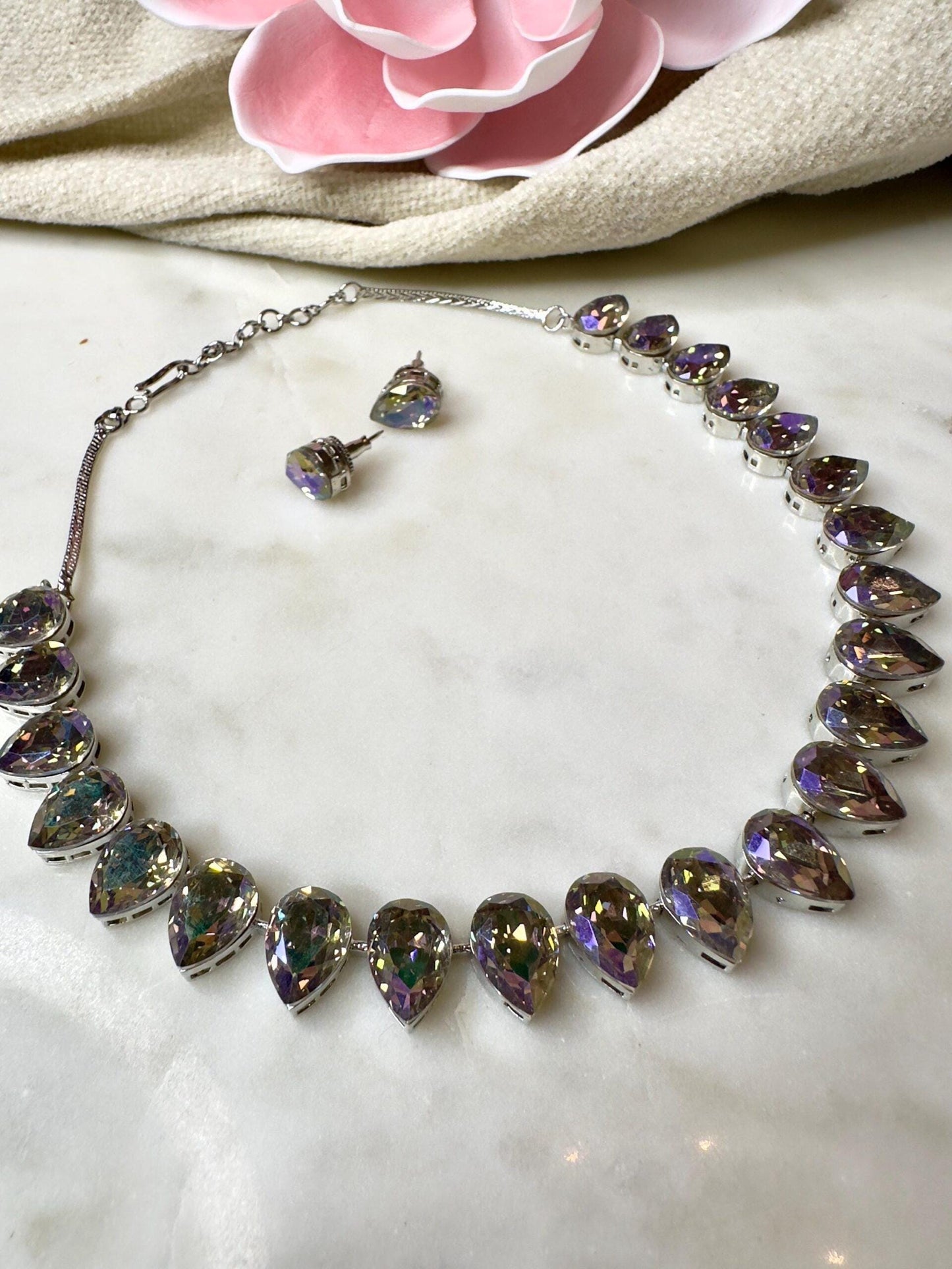 beautifully crafted Sworaski crystals necklace set with studs/wedding /silver plated/rhodium finish adjustable.