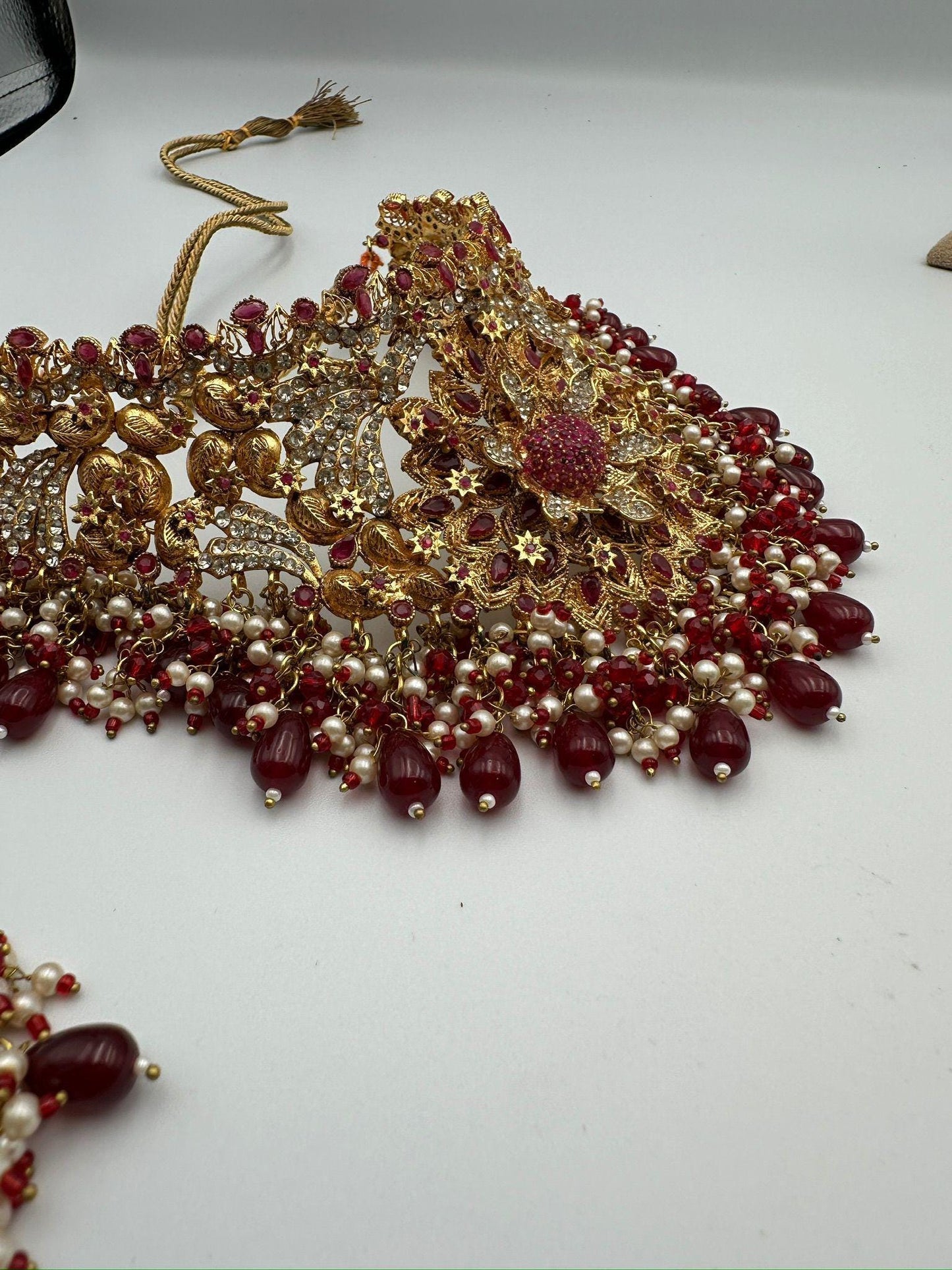 Red Kundan Bridal Jewelry Set – Gold Choker Necklace, Tikka Earrings