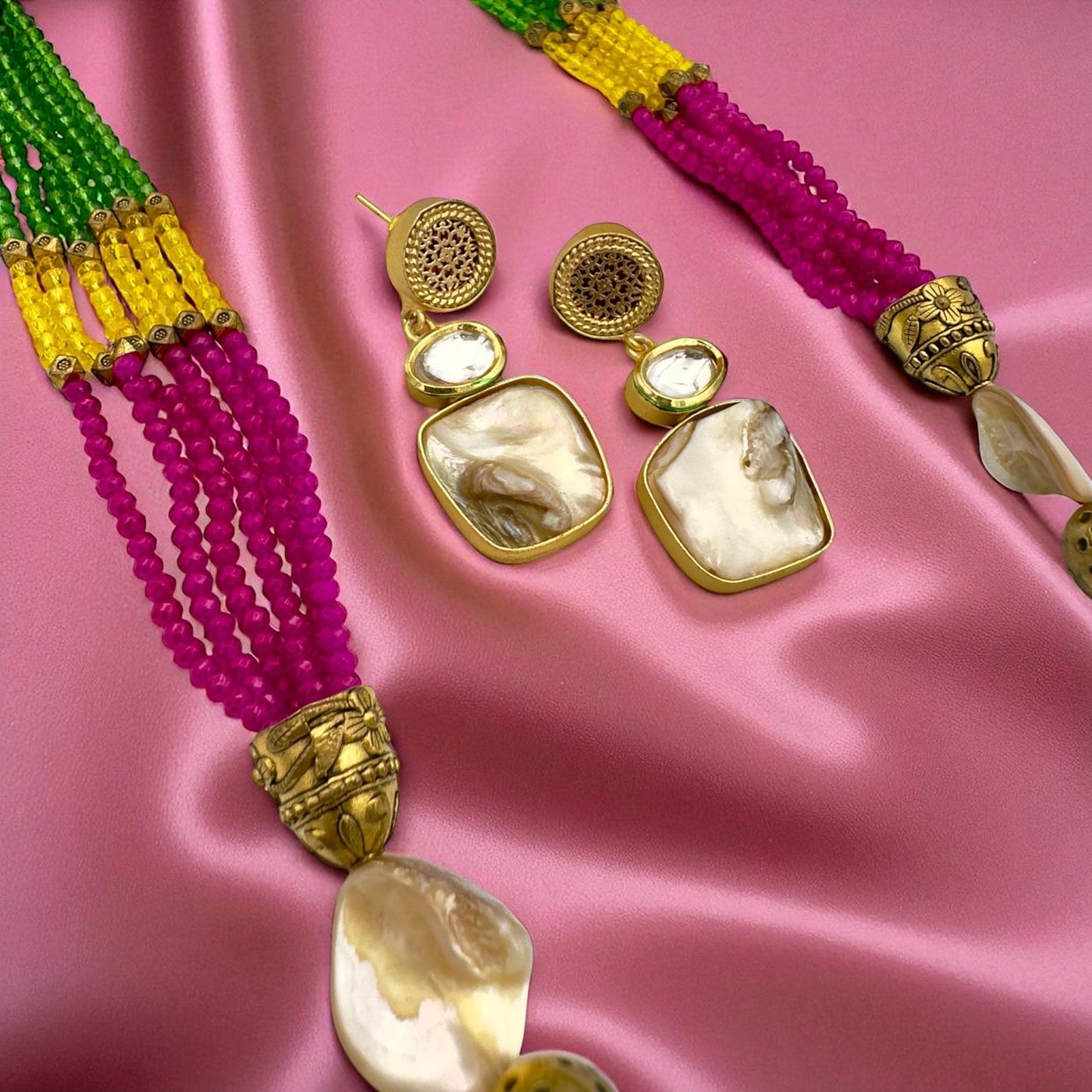 Boho Chic traditional Kundan mala Set with barouk Pearls & Gemstones - Unique Indian Jewelry