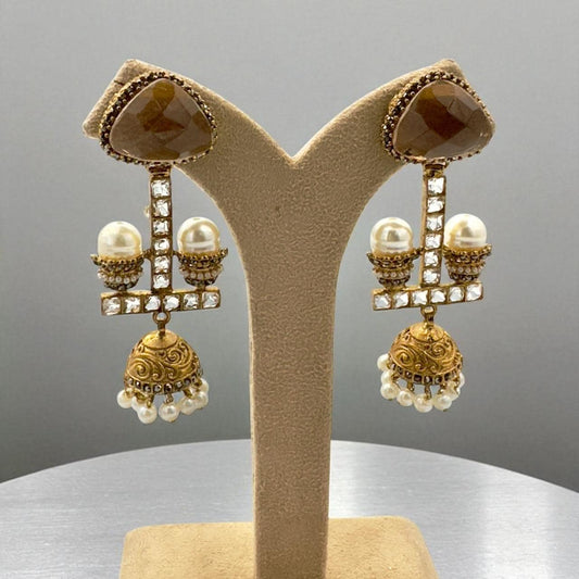 Elegant Gold-Toned Kundan Jhumka Earrings with Pearls - Traditional Indian Jewelry