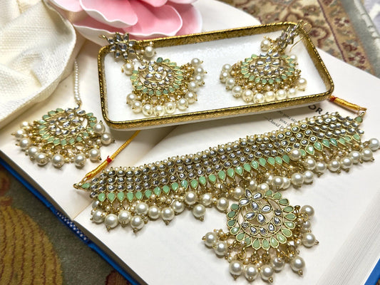 Bollywood Ethnic Indian Pakistani kundun necklace set with tikka, mint green stones.