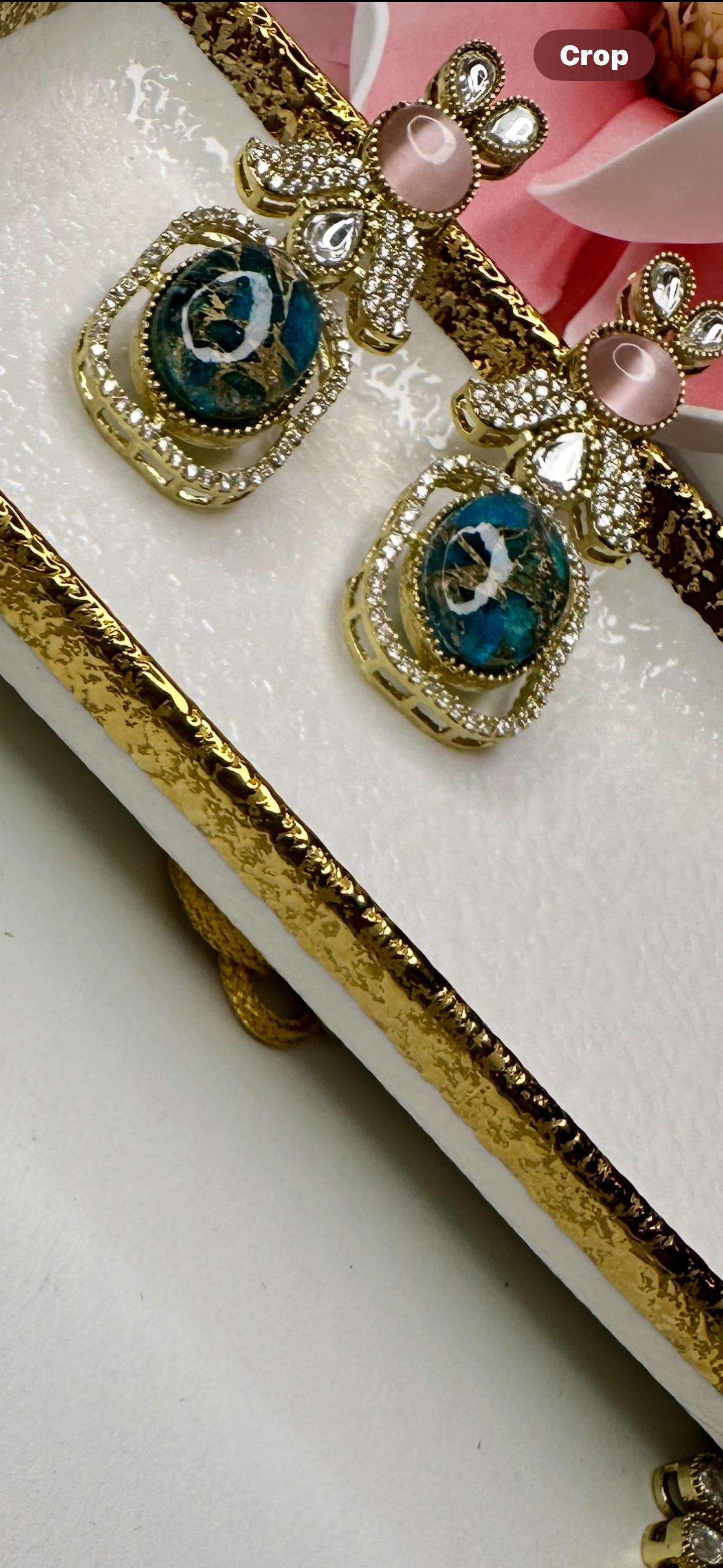 Bollywood Kundan Necklace Earring Set, Blue Marble, Gold Plated