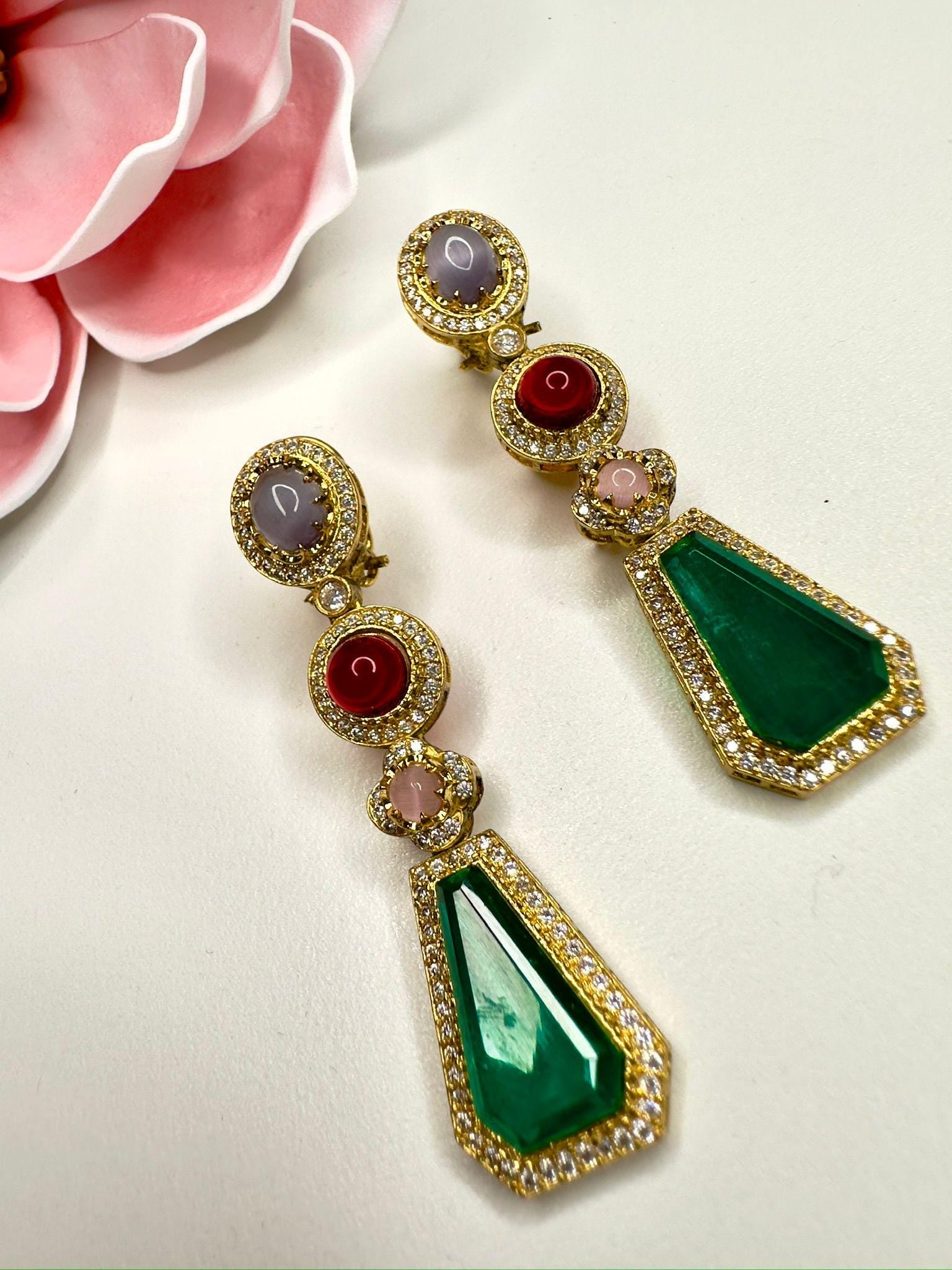 Emerald Green Teardrop Kundan Earrings - Gold Tone Dangle Jewelry