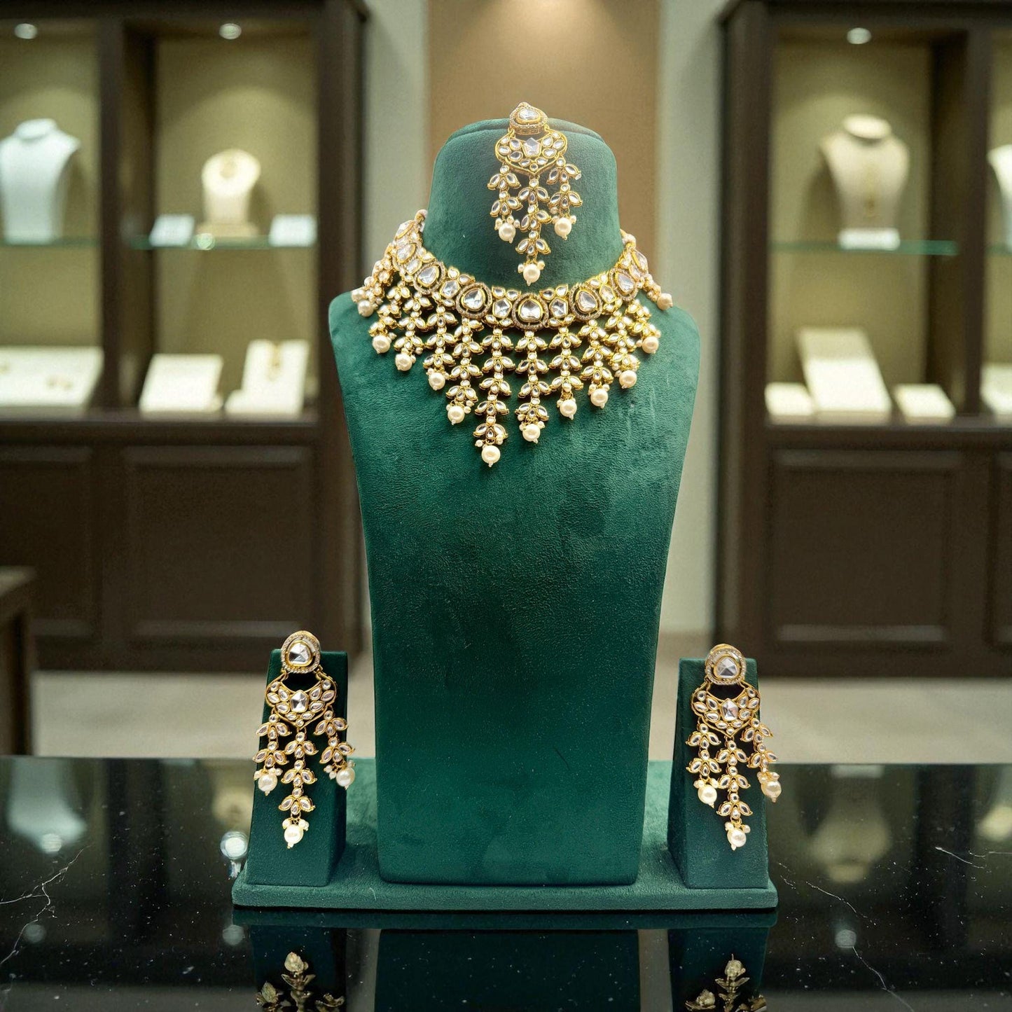 Kundan Necklace Set with Pearls | Indian Wedding Jewelry | Gold plated Choker with Earrings & Maang Tikka | Traditional Polki Jewelry