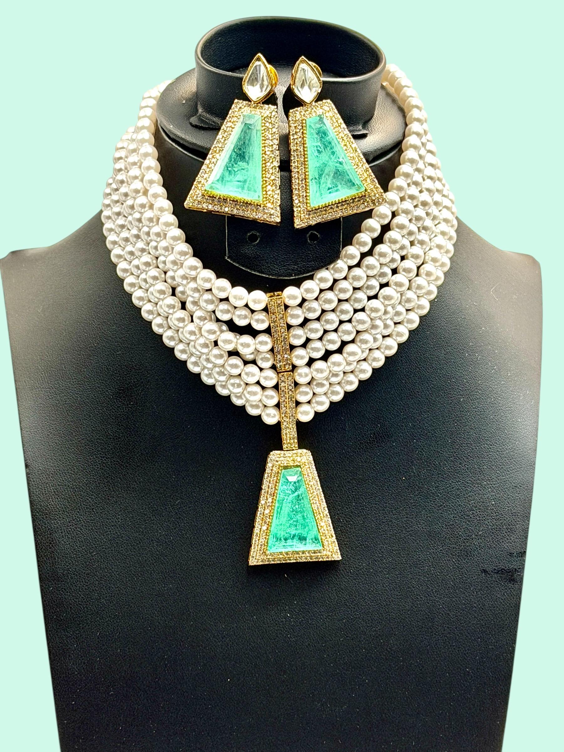 Bollywood ethnic Indian designer choker set antique gold finish set with pearls