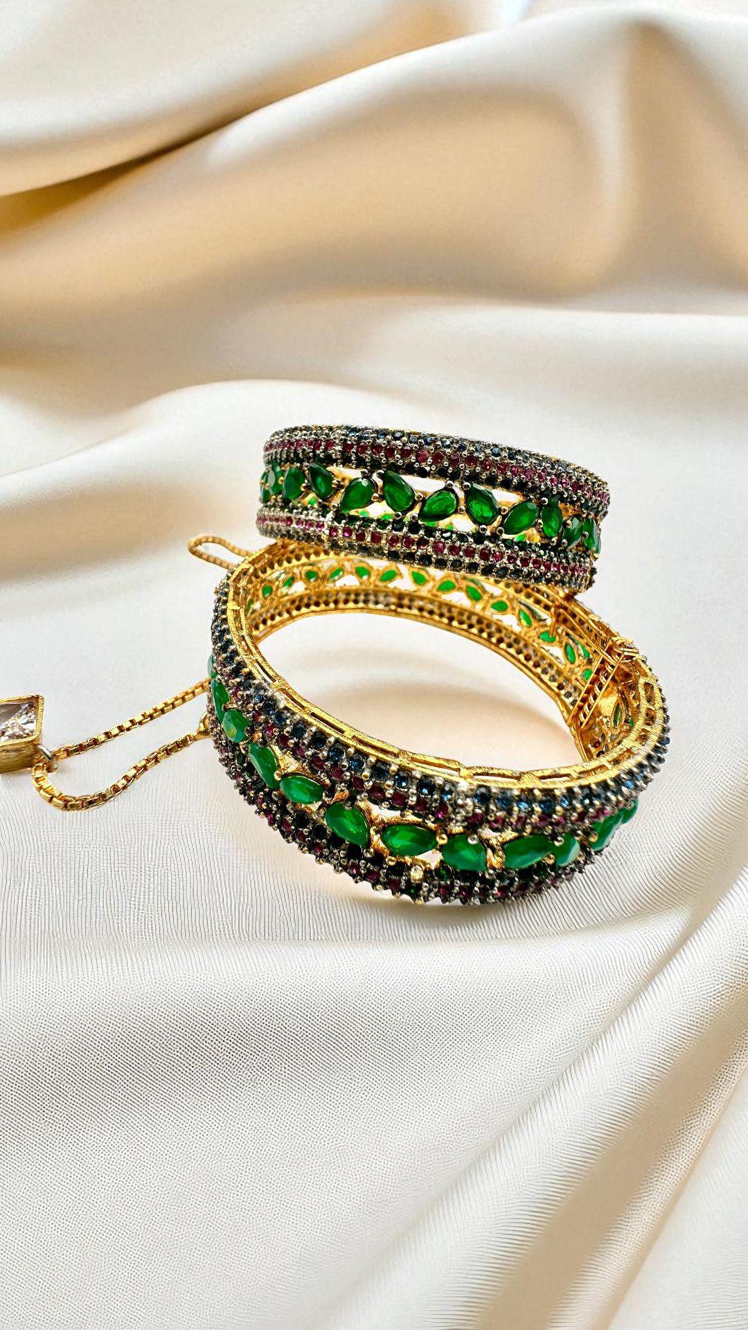 Emerald Green Kada Set Openable Fits - Luxurious Gold Bangle with Vibrant Gemstones