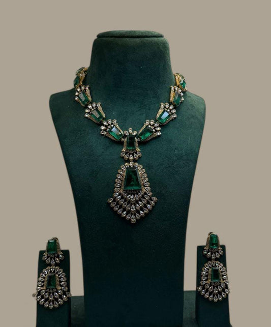 Emerald Green Ad Necklace Set • Antique Gold Statement Necklace with Earrings • Bridal & Festive Jewelry