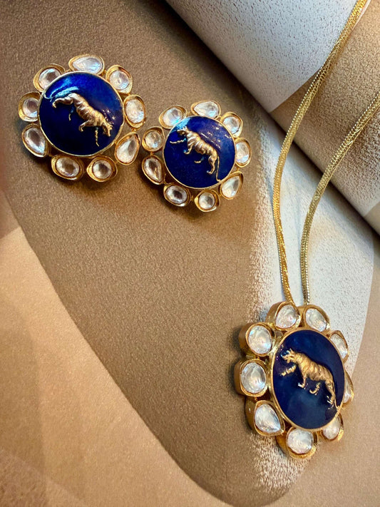 Sabya sachi lion gold plated  set with monzonite stones.