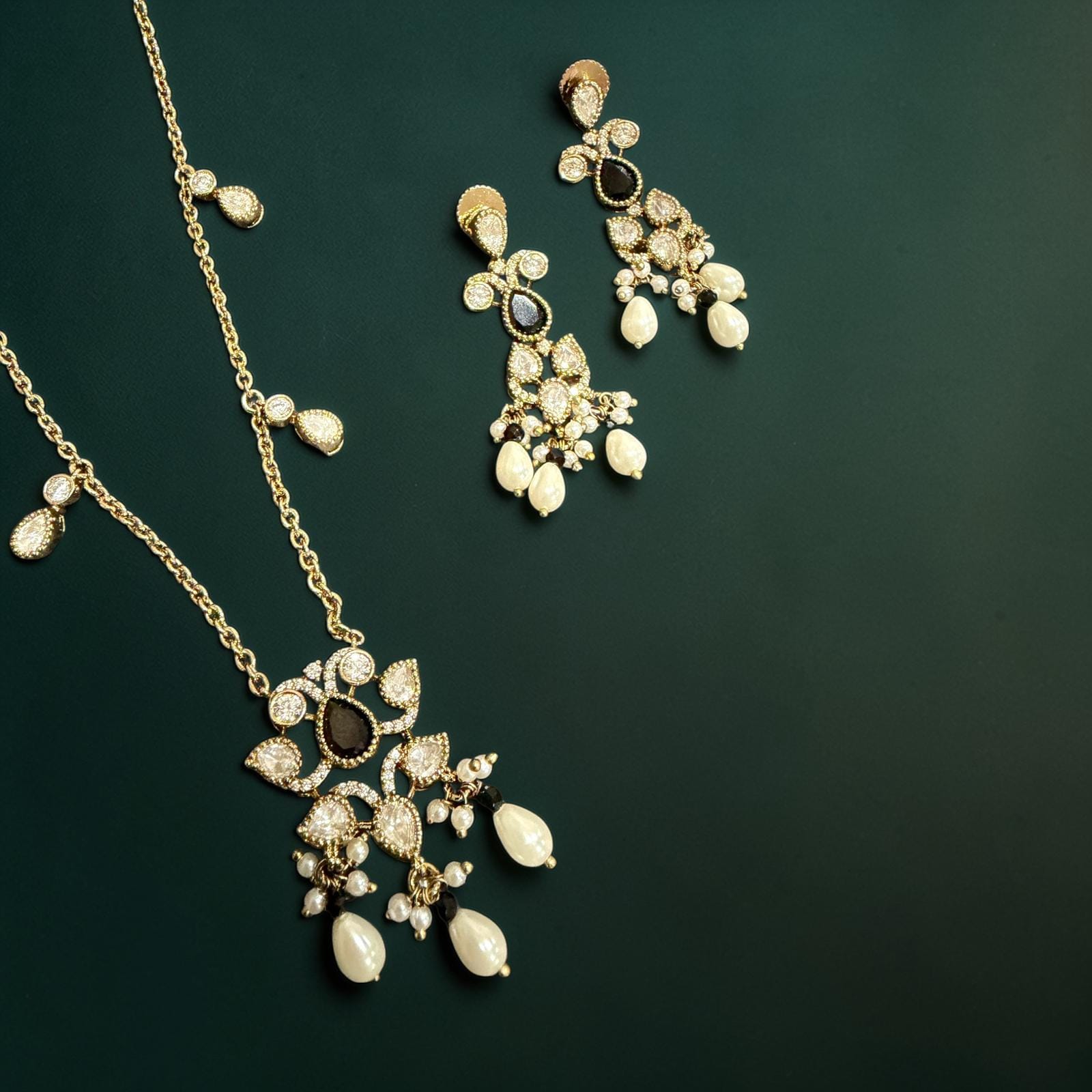 Gold Bridal Necklace Set Pearl Drop Statement Jewelry Black Stone