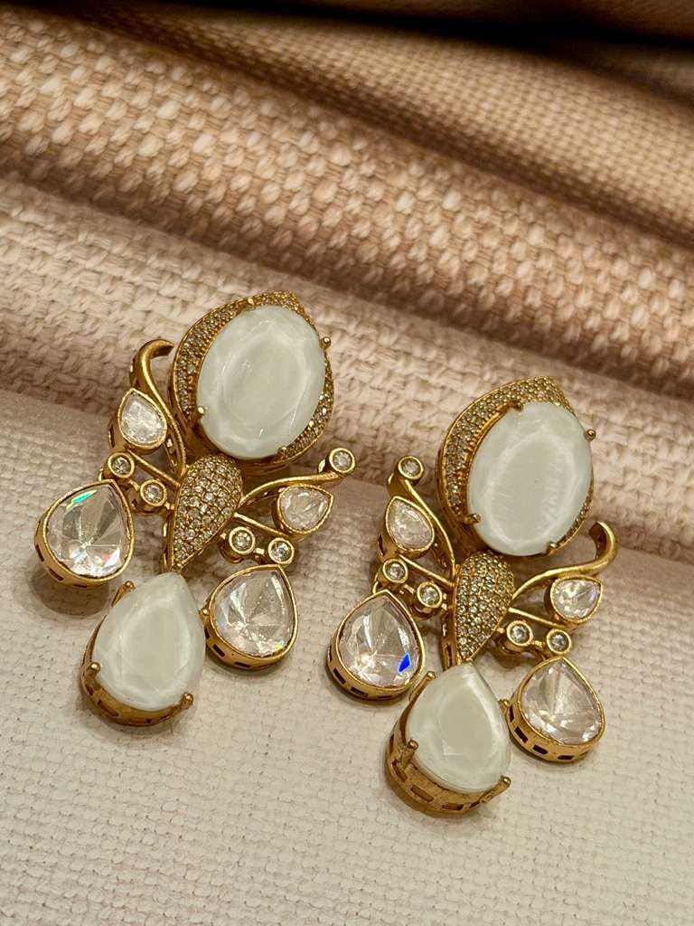Vintage Gold Tone Floral Statement Drop Earrings, Bridal Party Jewelry