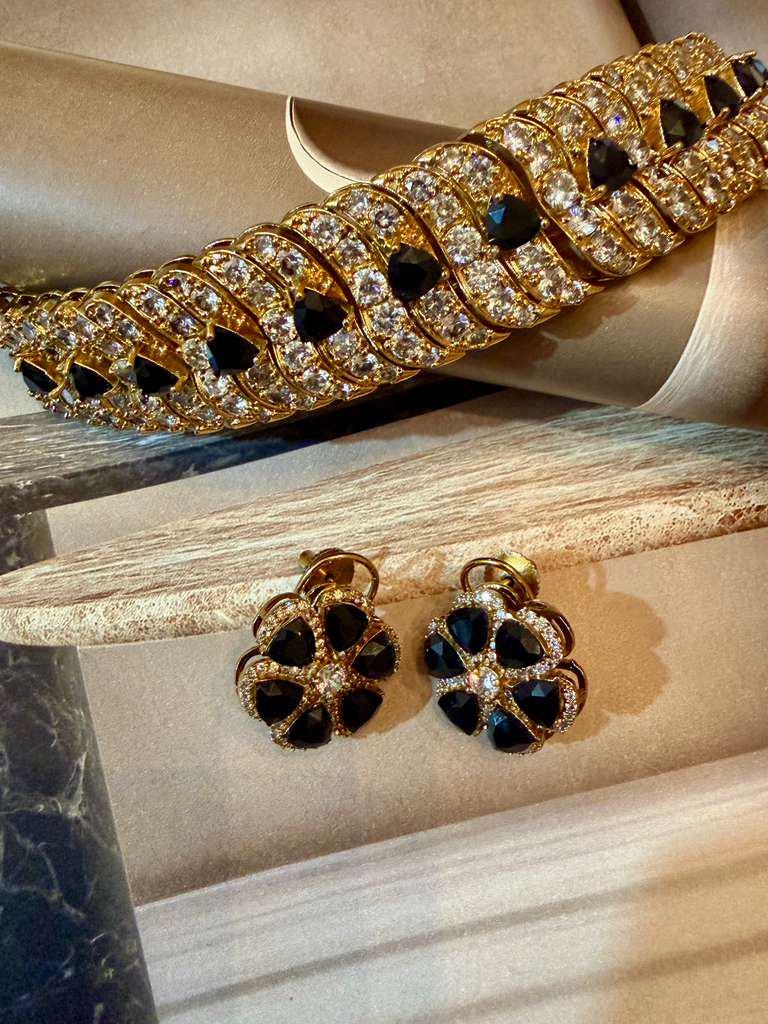 Chunky Gold Tone Bracelet and Earrings Set with Black Stones – Elegant Statement Jewelry