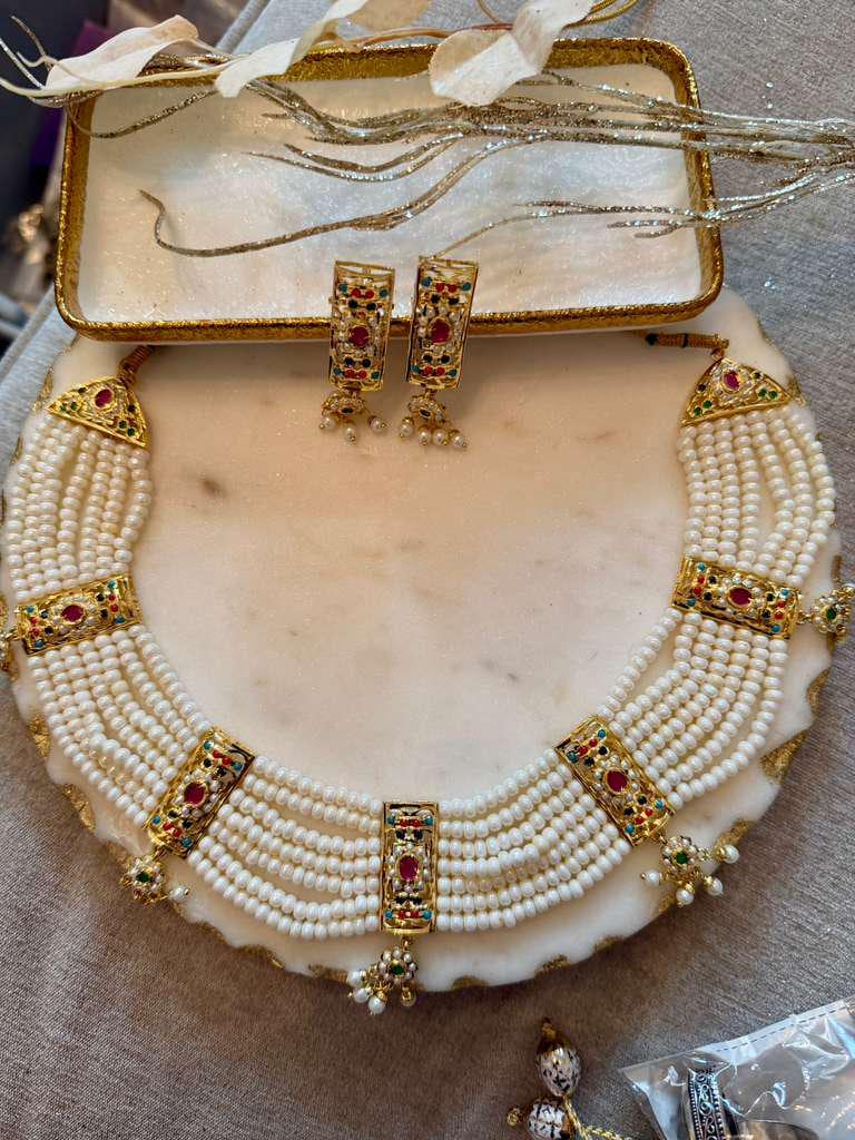 Ruhani Pearl Choker Set GOld Tone Multicolor Kundan Necklace Bridal Jewelry Indian Wedding Set