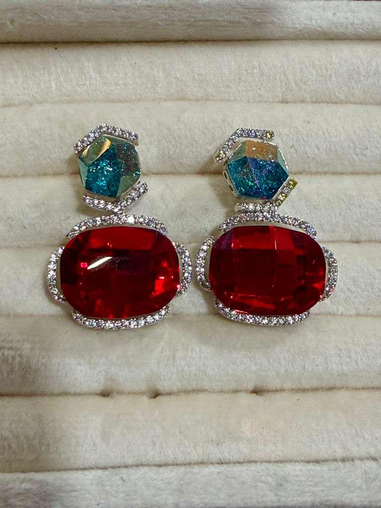 Statement Geometric Drop Earrings with Cubic Zirconia Accents – Luxury Dangle Style
