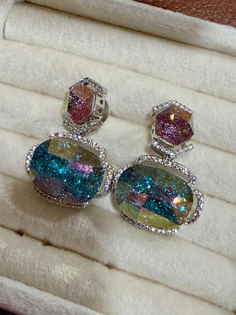 Statement Geometric Drop Earrings with Cubic Zirconia Accents – Luxury Dangle Style