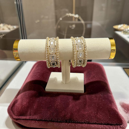 Kundan bangle set gold