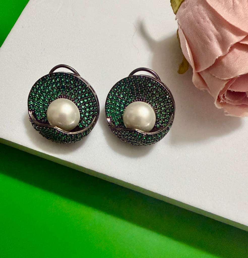 Emerald Green Pearl Stud Earrings Vintage Statement Earrings Luxury Round Stud Earrings