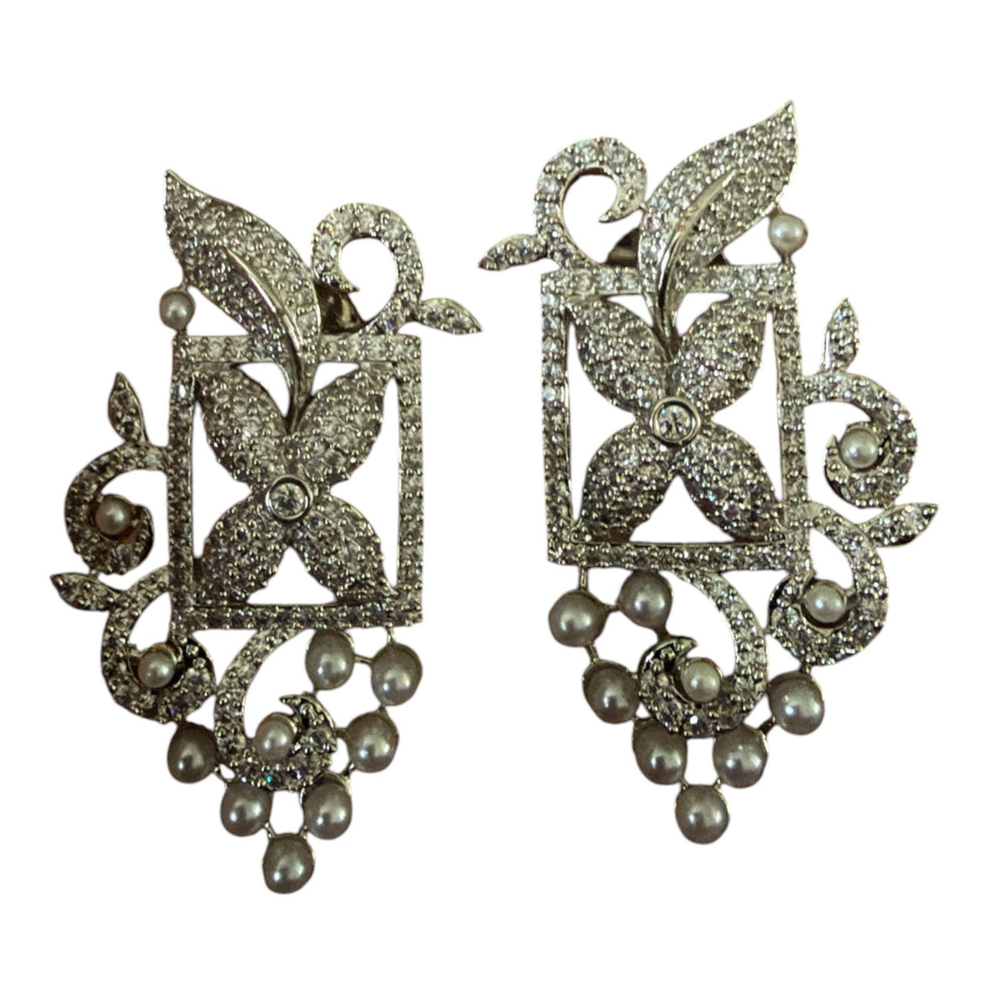 Enchanted Garden Pearl Earrings, Floral Statement Earrings, Vintage Inspired Bridal Earrings,
