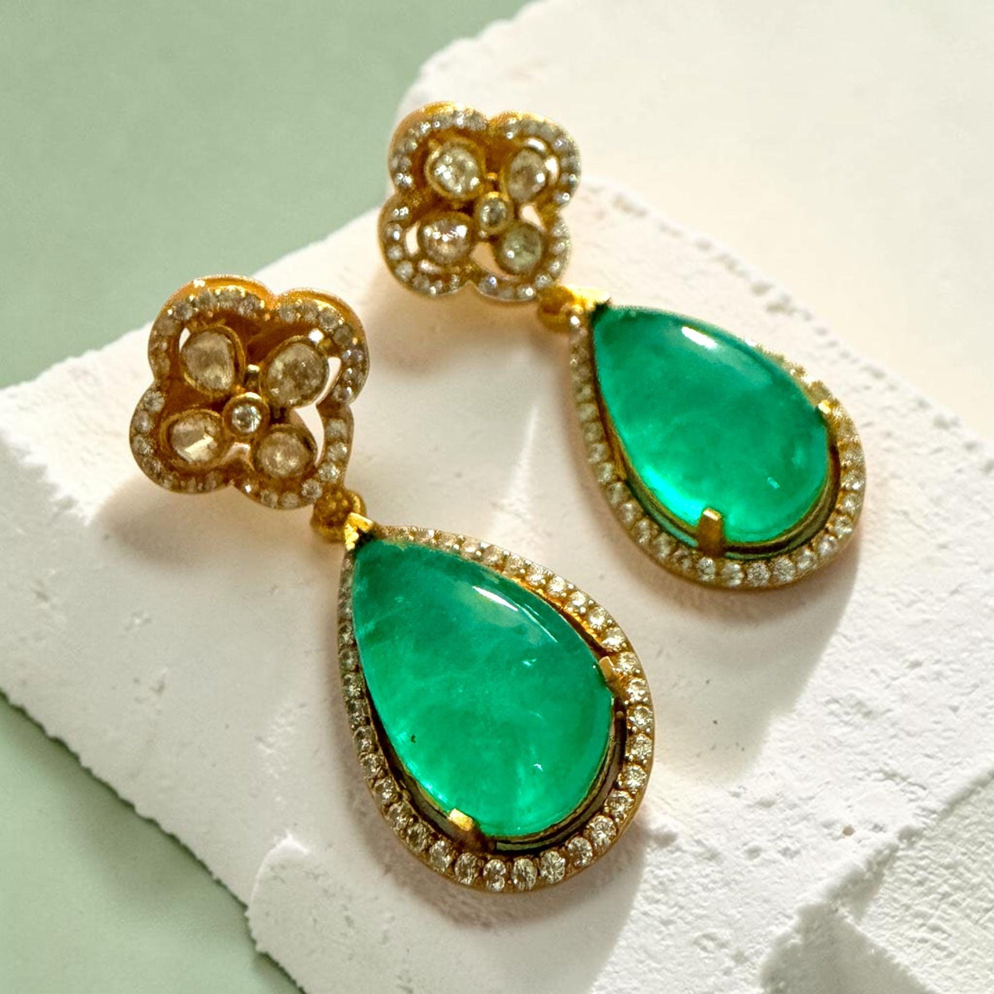 Emerald Green Teardrop Earrings, Clover Stud Drop Earrings, Vintage Inspired Bridal Jewelry