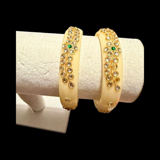 Ivory Kundan Bangles Set, Minimal Bridal Kada Pair, Elegant Wedding Bangles for Women