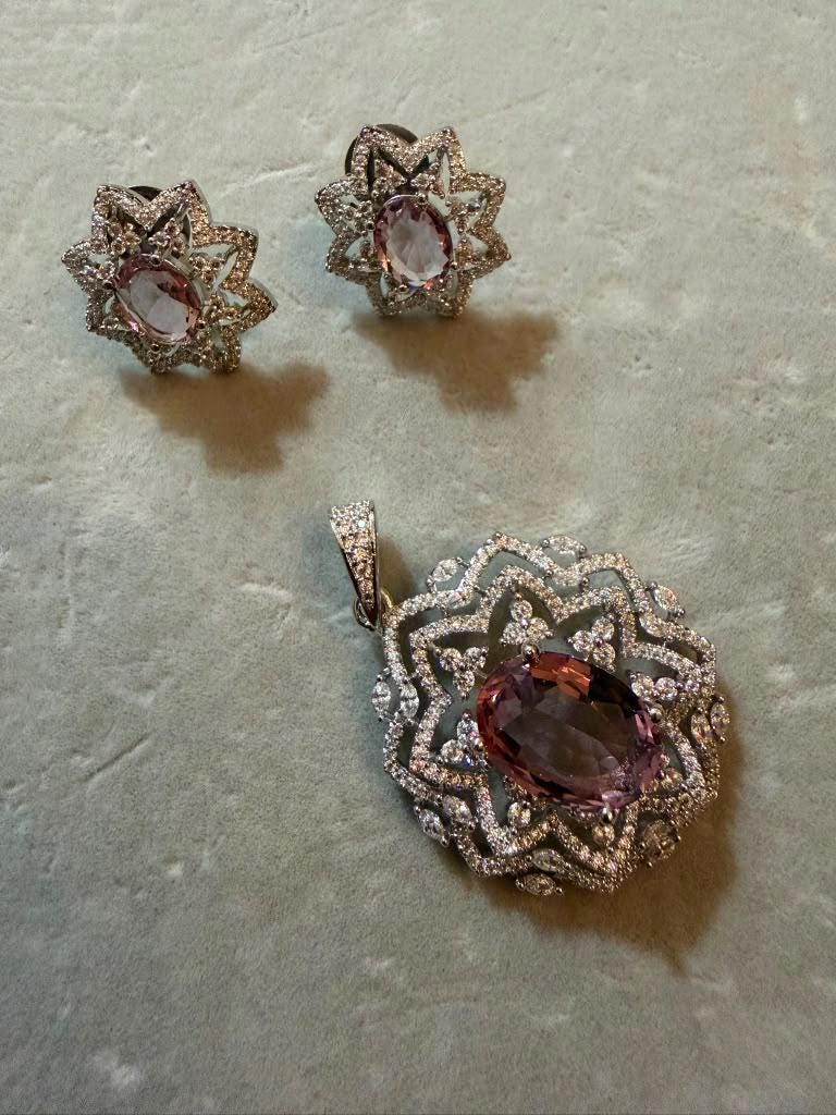 Silver Tone Lavender Jewelry, Floral Pendant and Stud Earrings Set, Elegant Statement Jewelry with chain