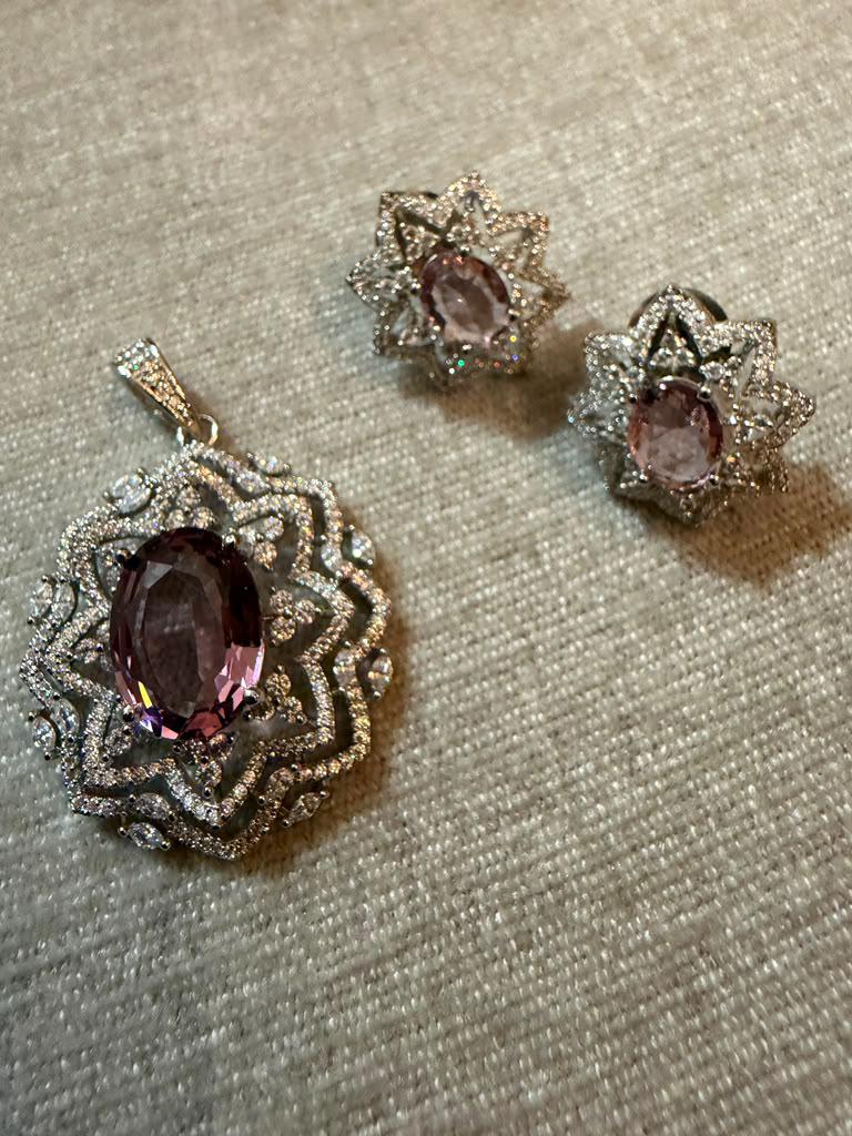 Silver Tone Lavender Jewelry, Floral Pendant and Stud Earrings Set, Elegant Statement Jewelry with chain