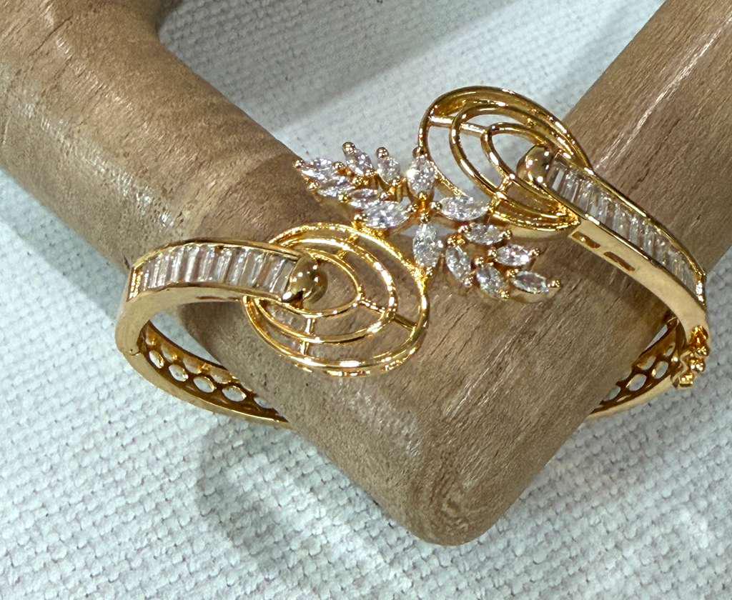 Floral Open Cuff Bracelet, Gold Tone Statement Bangle, Adjustable Bridal Bracelet, Elegant Wedding Jewelry