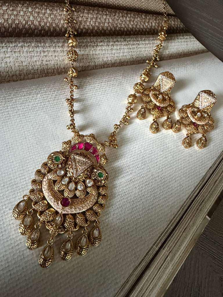 Vintage Statement Pendant Necklace, Traditional Ethnic Jewelry Set, Antique Inspired Wedding Necklace
