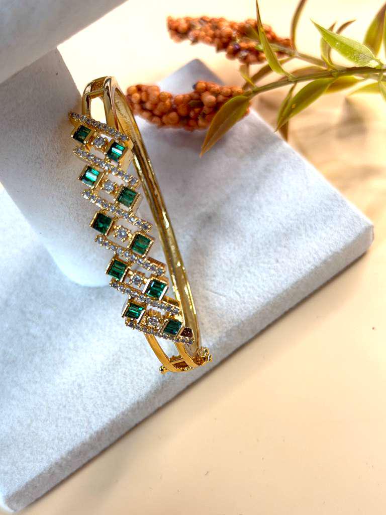 Emerald Hinged Bangle Bracelet for Women, Gold Tone Statement Bracelet, Elegant Bridal Jewelry