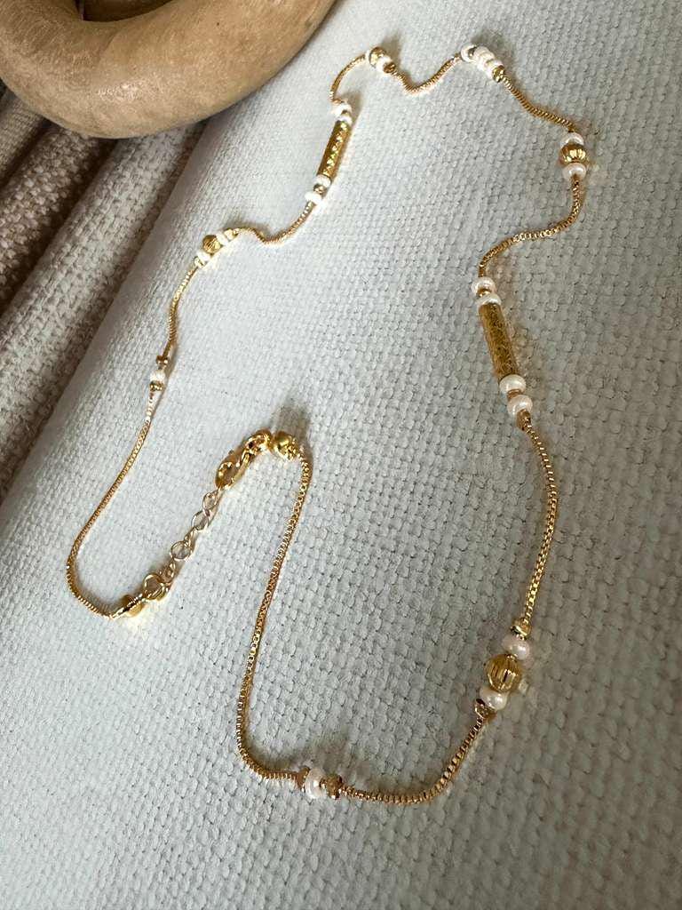 Minimalist Pearl Beaded Necklace for Women, Layering Necklace, Gold Tone Chain