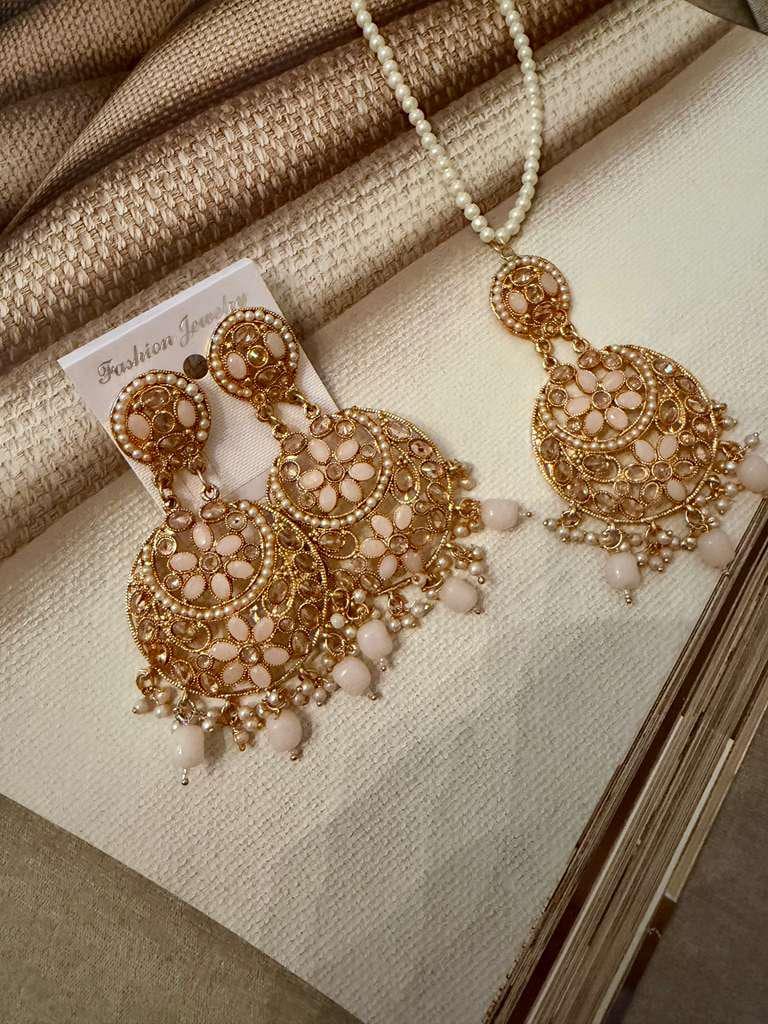 Traditional Jewelry Set for Women, Pendant Necklace and Statement Earrings Set