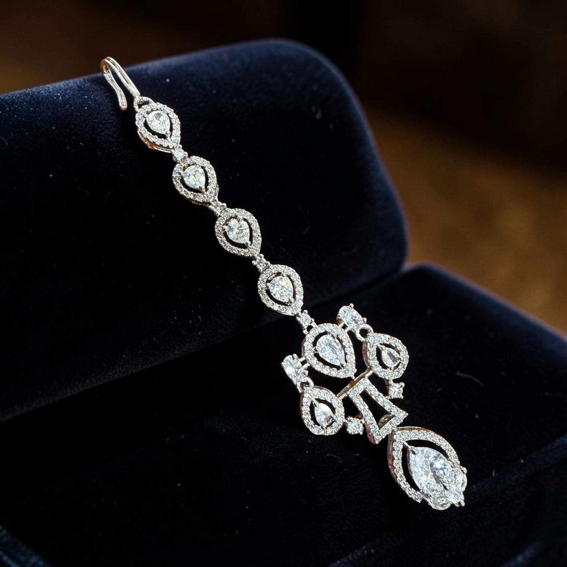 Bollywood Indian Designer ad tikka head piece bindya silver plated.