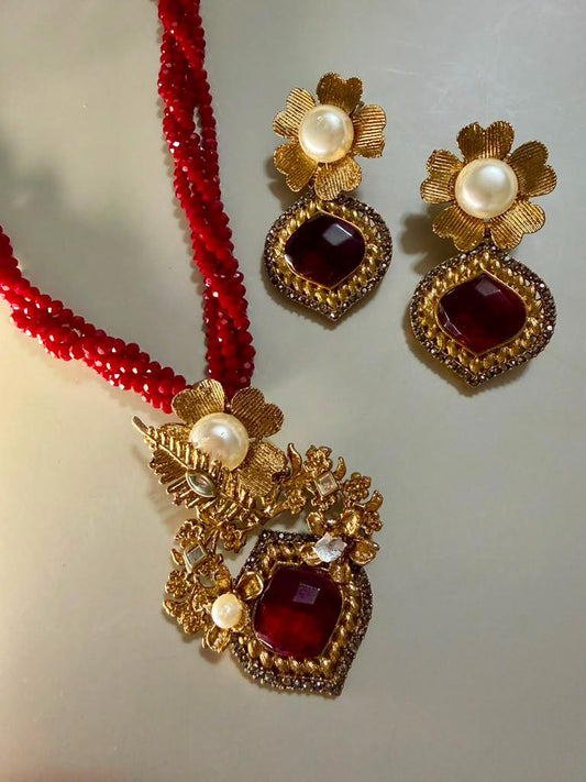 Floral Pearl Pendant Beaded Necklace Set for Women, Handmade Statement Jewelry Set.