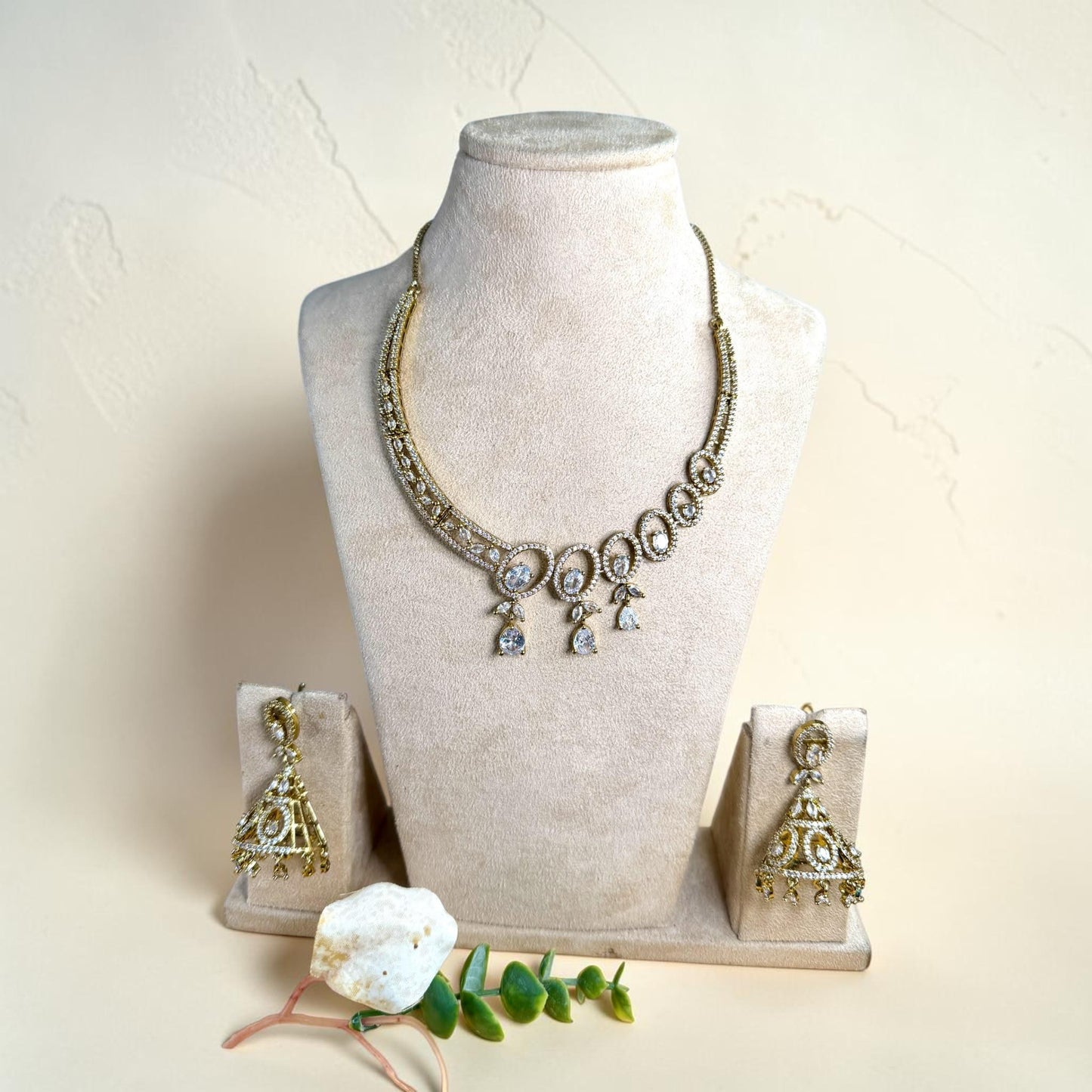 Kundan Necklace Set with Tikka, Crystal Statement Necklace, Bridal Wedding Jewelry
