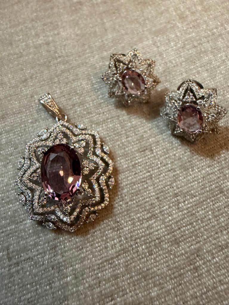 Silver Tone Lavender Jewelry, Floral Pendant and Stud Earrings Set, Elegant Statement Jewelry with chain