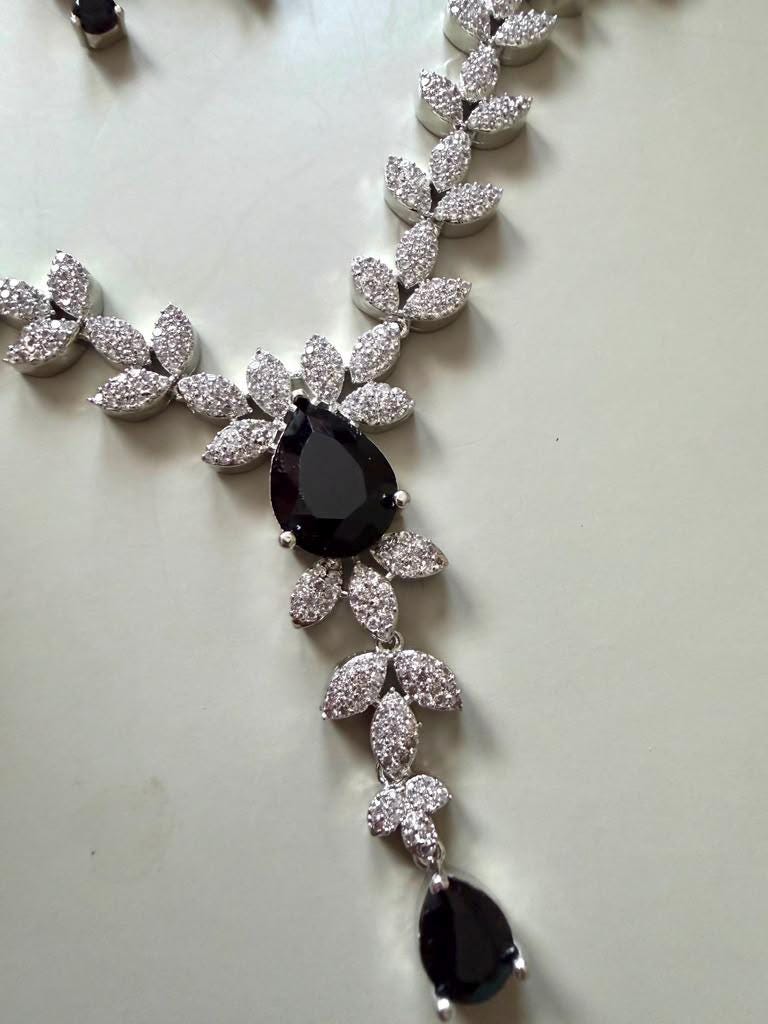 Modern Luxury Leaf Necklace with Coordinated Drop Earrings black onyx color