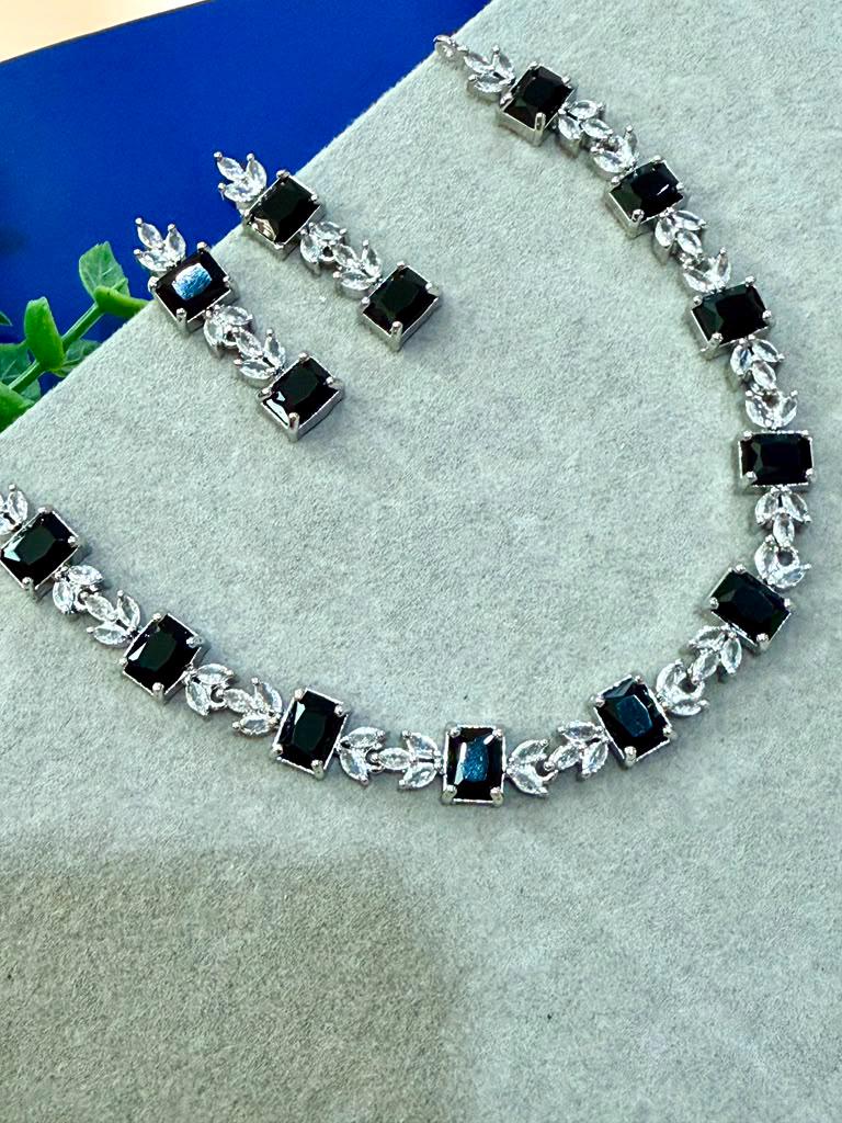 Modern Art Inspired Necklace Set with Timeless Appeal navy