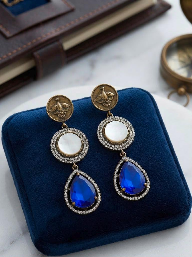 Luxury Mother of Pearl Earrings for Women with Designer Style antique