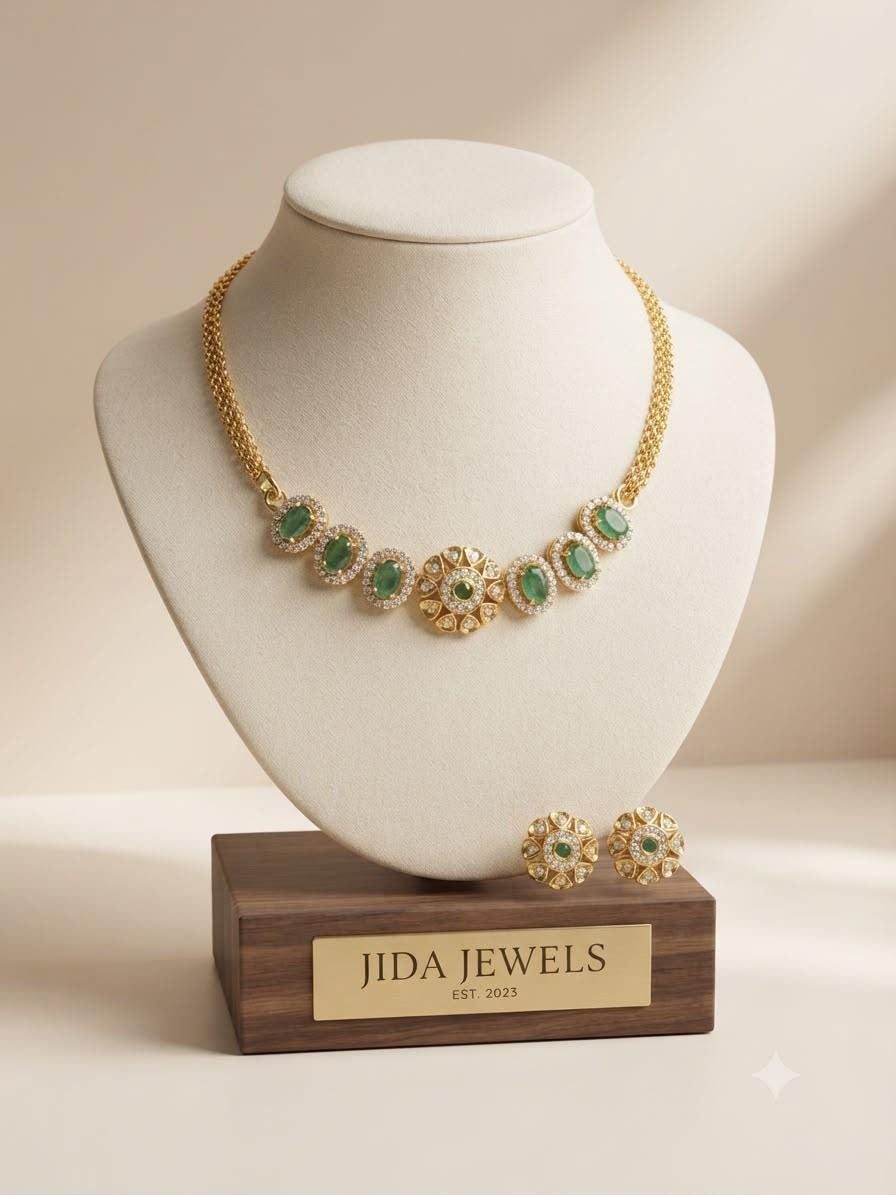 Emerald green Necklace Set with Matching studs women’s gift.