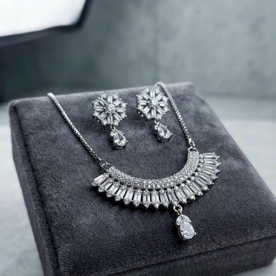 Elegant Silver Tone Cubic Zirconia Necklace with Drop Earrings Set for Women