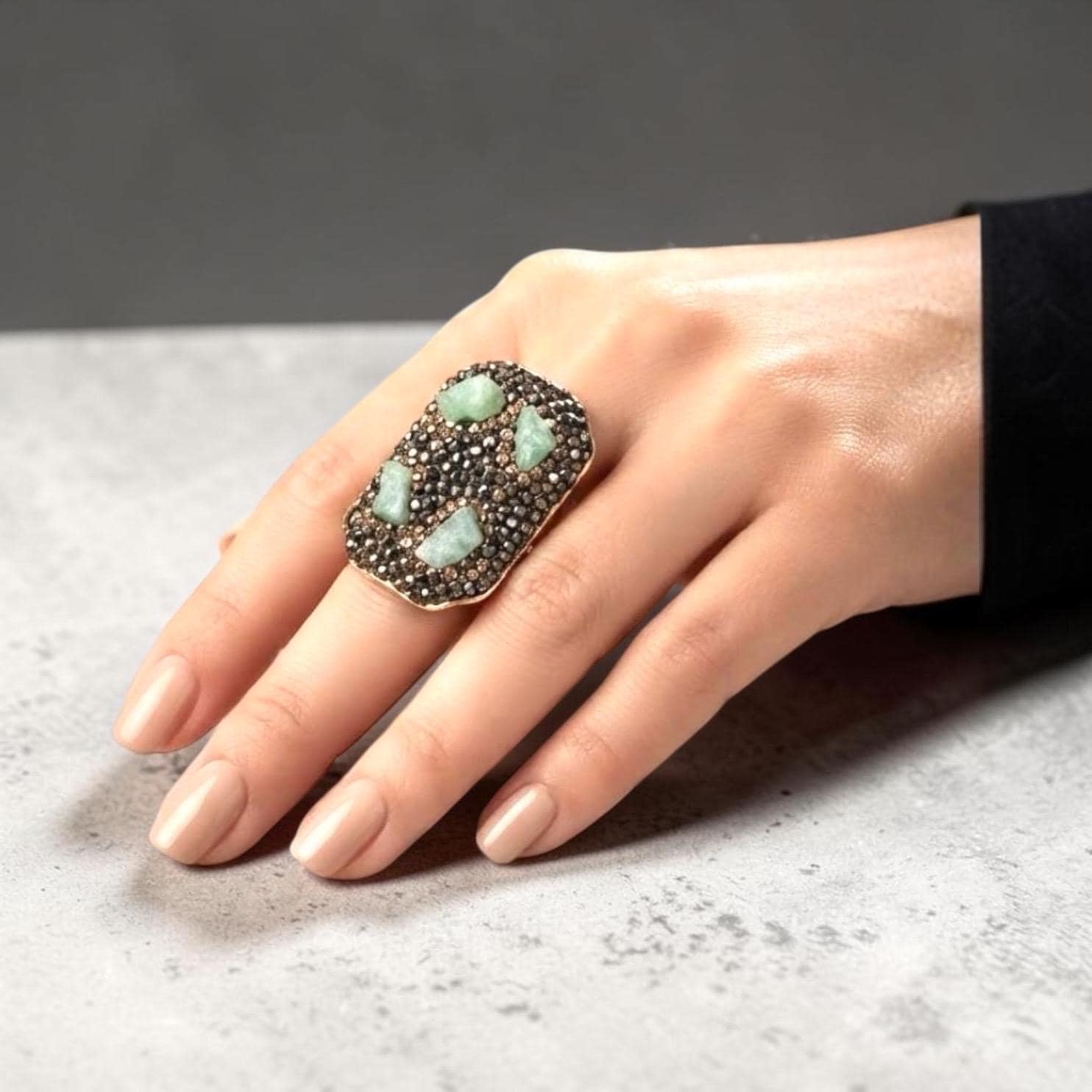 Fashion Statement Ring with a Natural Stone for Everyday Glamour
