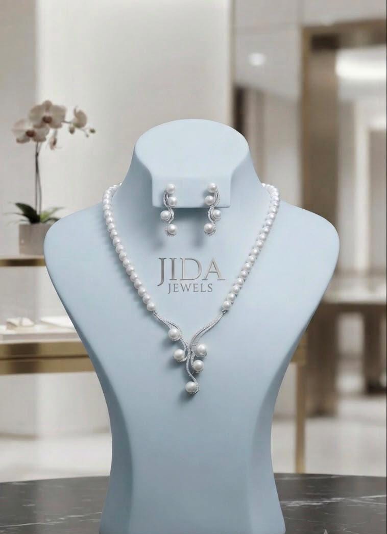 Minimalist Pearl Necklace and Earrings Set for Everyday Elegance