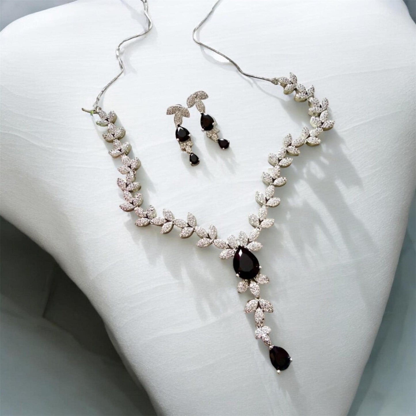 Modern Luxury Leaf Necklace with Coordinated Drop Earrings black onyx color
